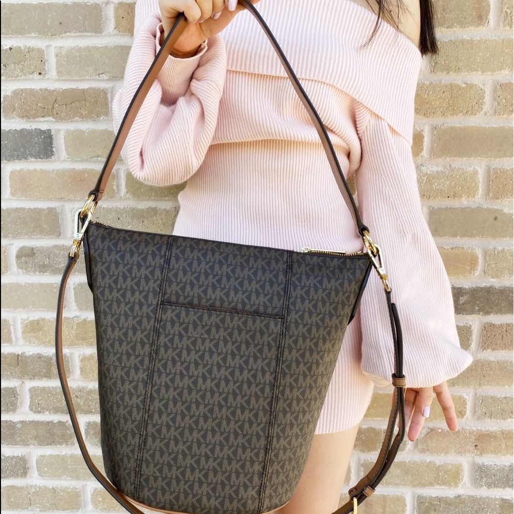 NWT Michael Kors Bucket Bag - Picture 2 of 5
